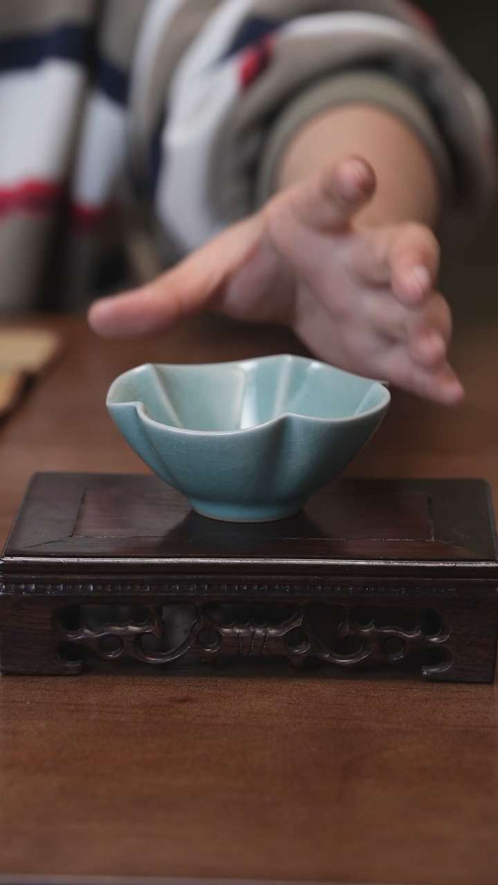 【闪购商品】Y宝丰宋官窑原产地汝瓷海棠杯