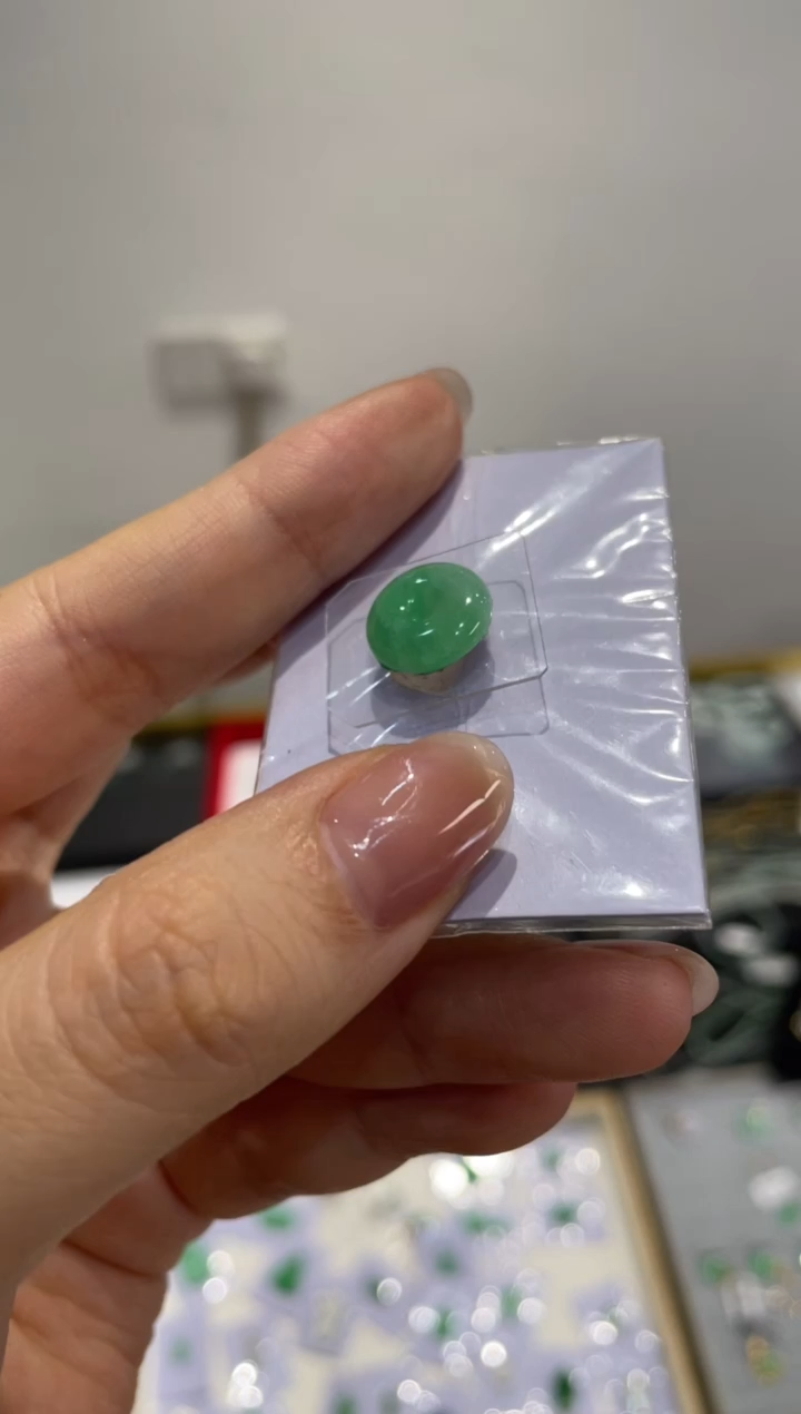 翡翠未镶嵌吊坠(不含链)yf607