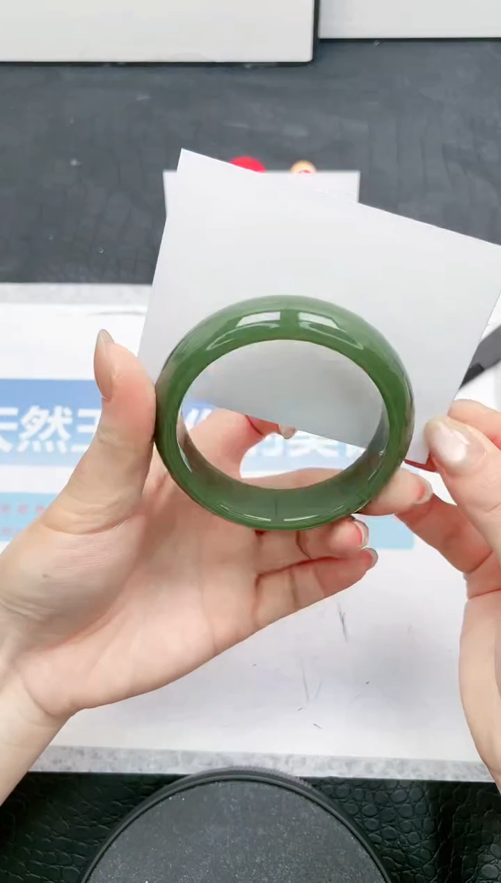 【闪购商品】石英质玉手镯未镶嵌161-55.6