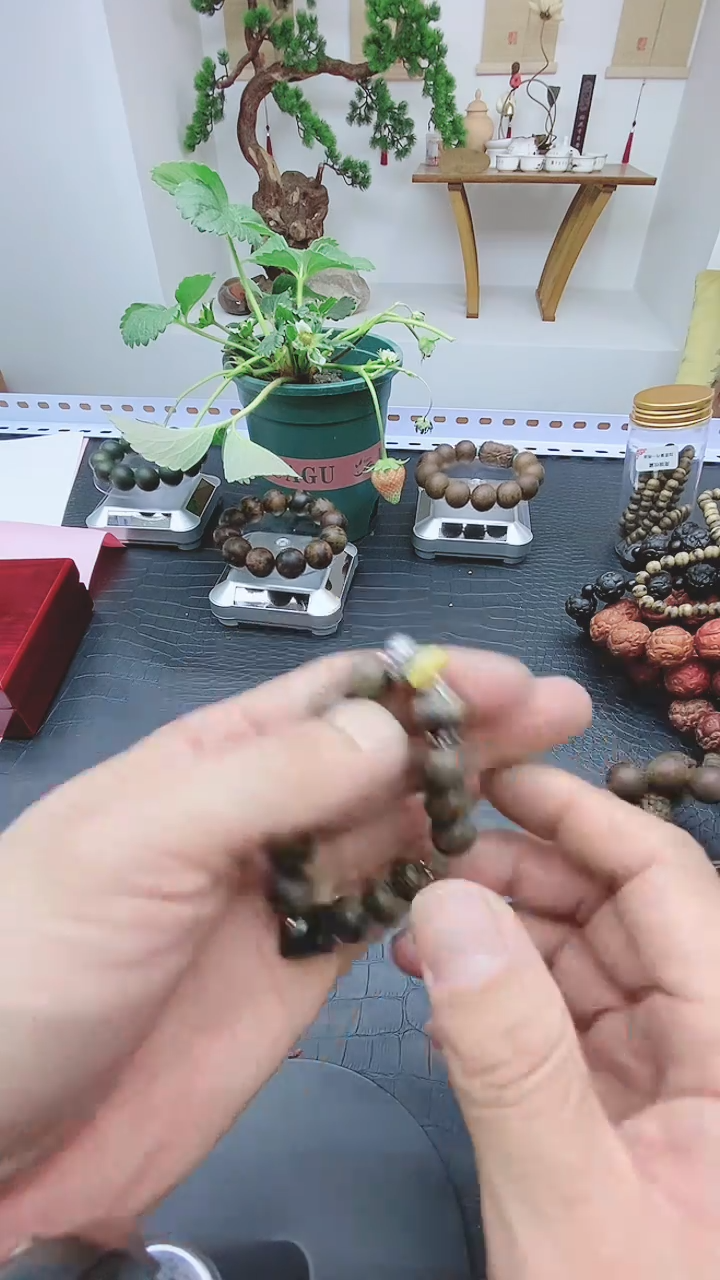 【闪购商品】木制手串文香福利