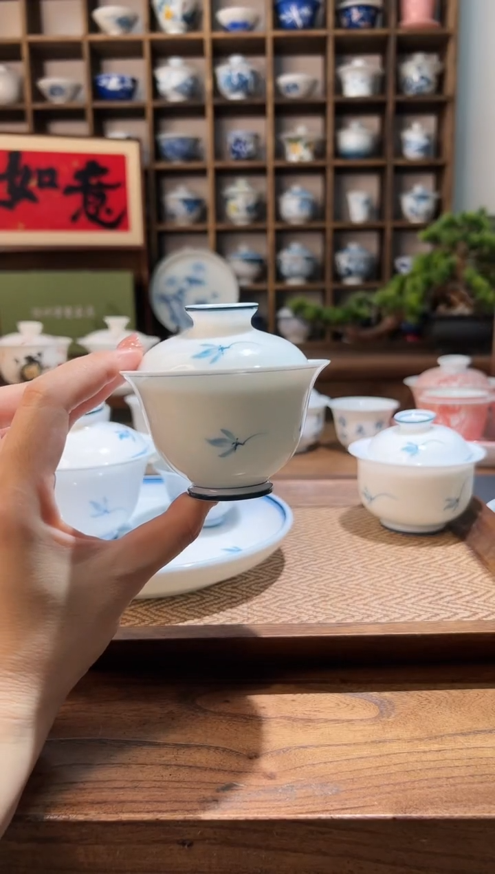 【闪购商品】100cc小玉兰花盖碗     