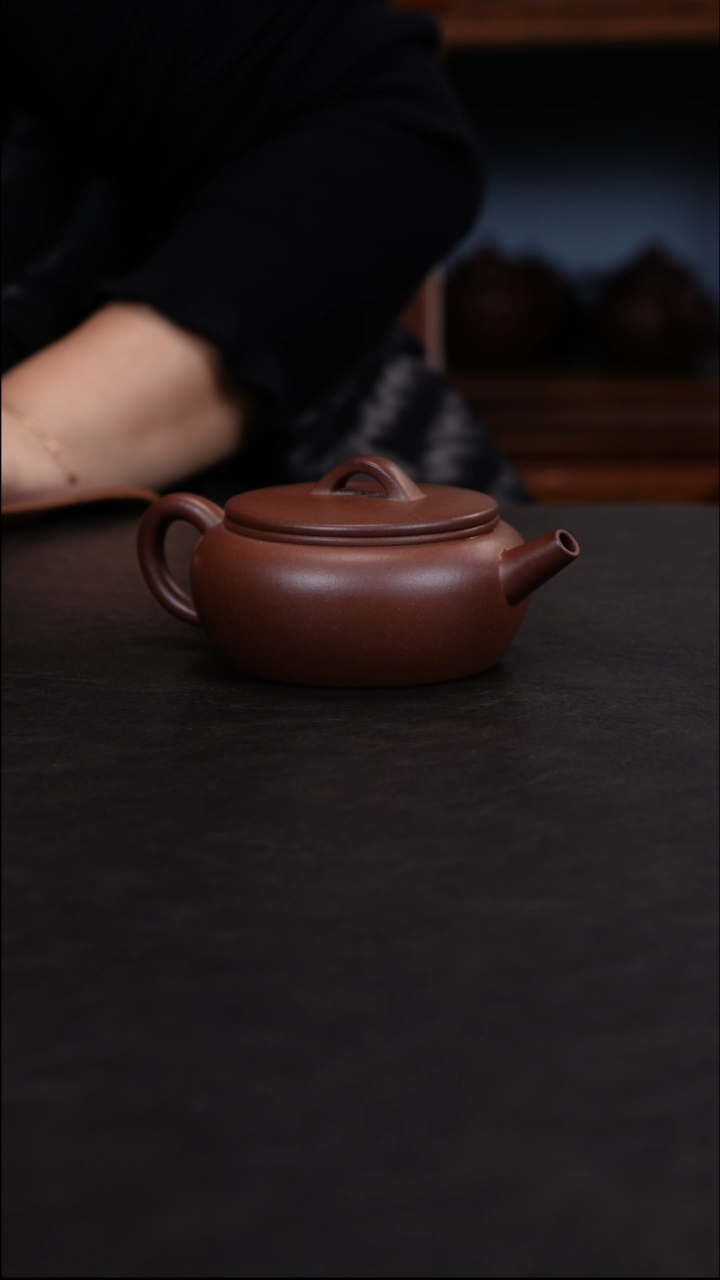 【闪购商品】紫砂茶壶 大彬诗意 羊角山紫泥 160C 封釉