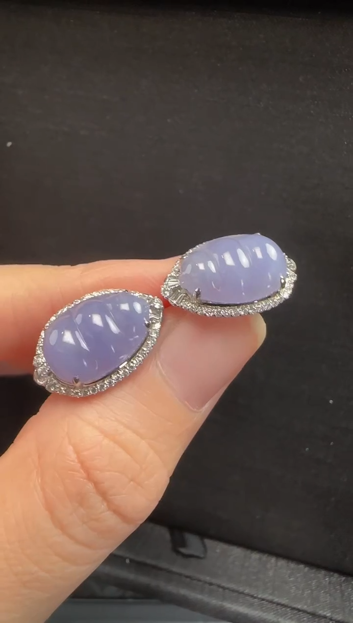 18K金镶嵌翡翠耳饰307豆子一对