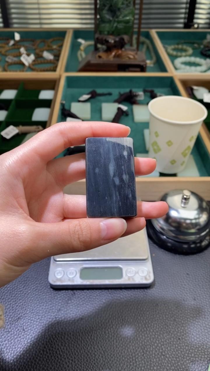 颈饰未镶嵌和田玉青花无事牌