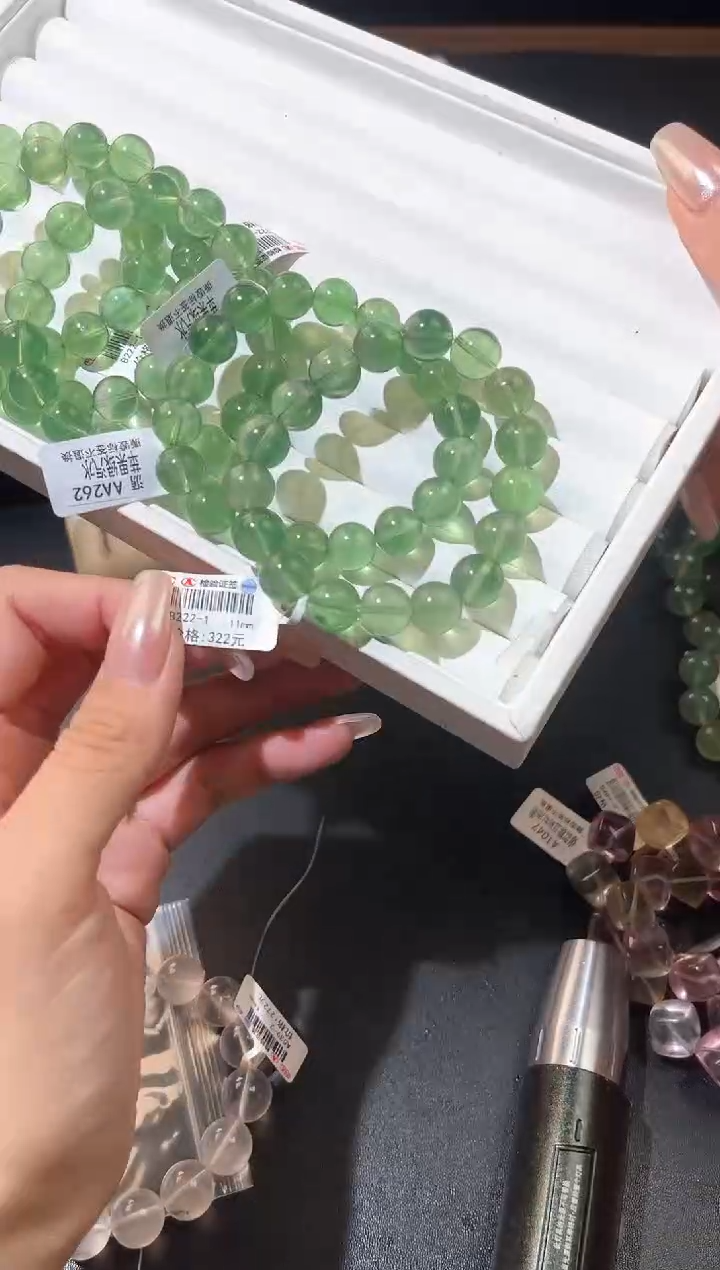 手链未镶嵌萤石多样性发一Q56苹果绿11mm