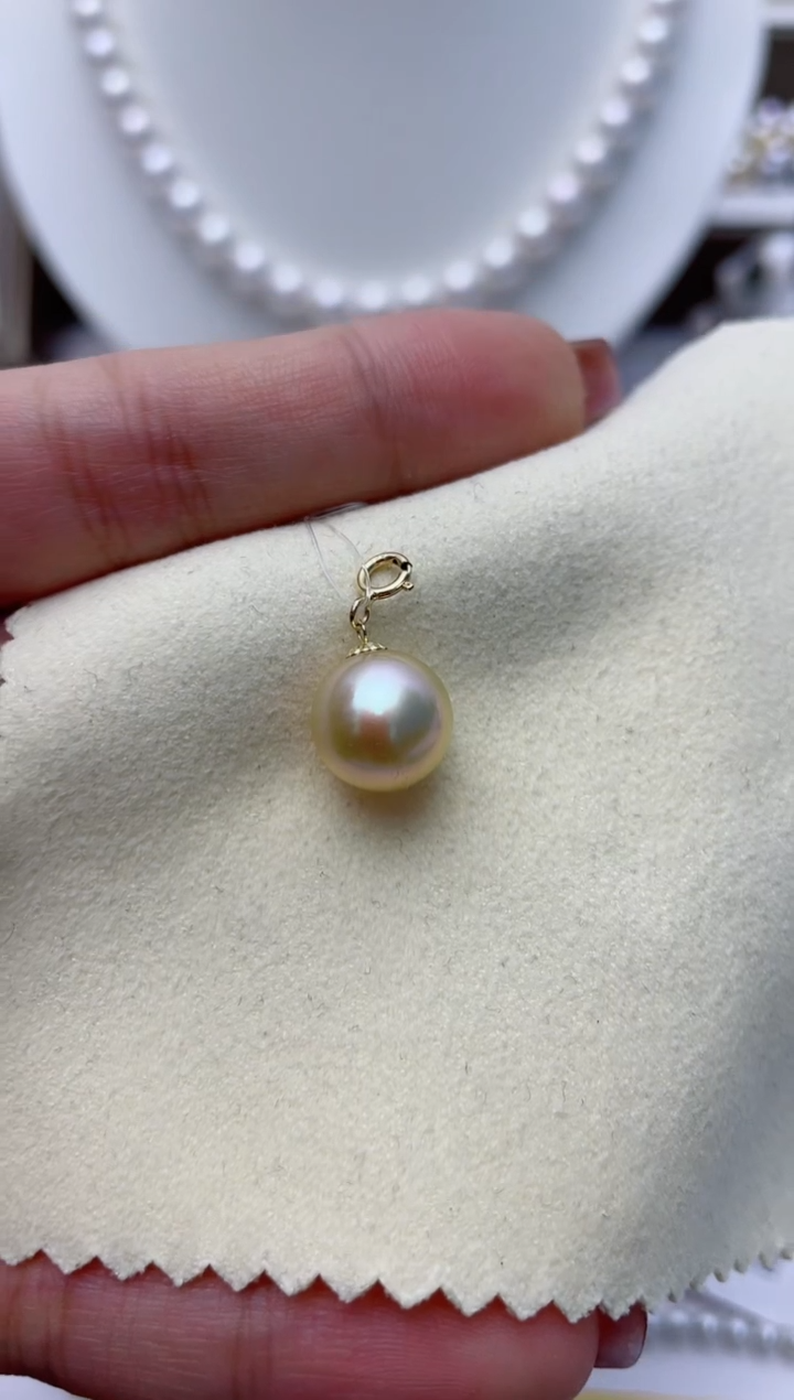【闪购商品】海水珍珠颈饰18K金镶嵌W96