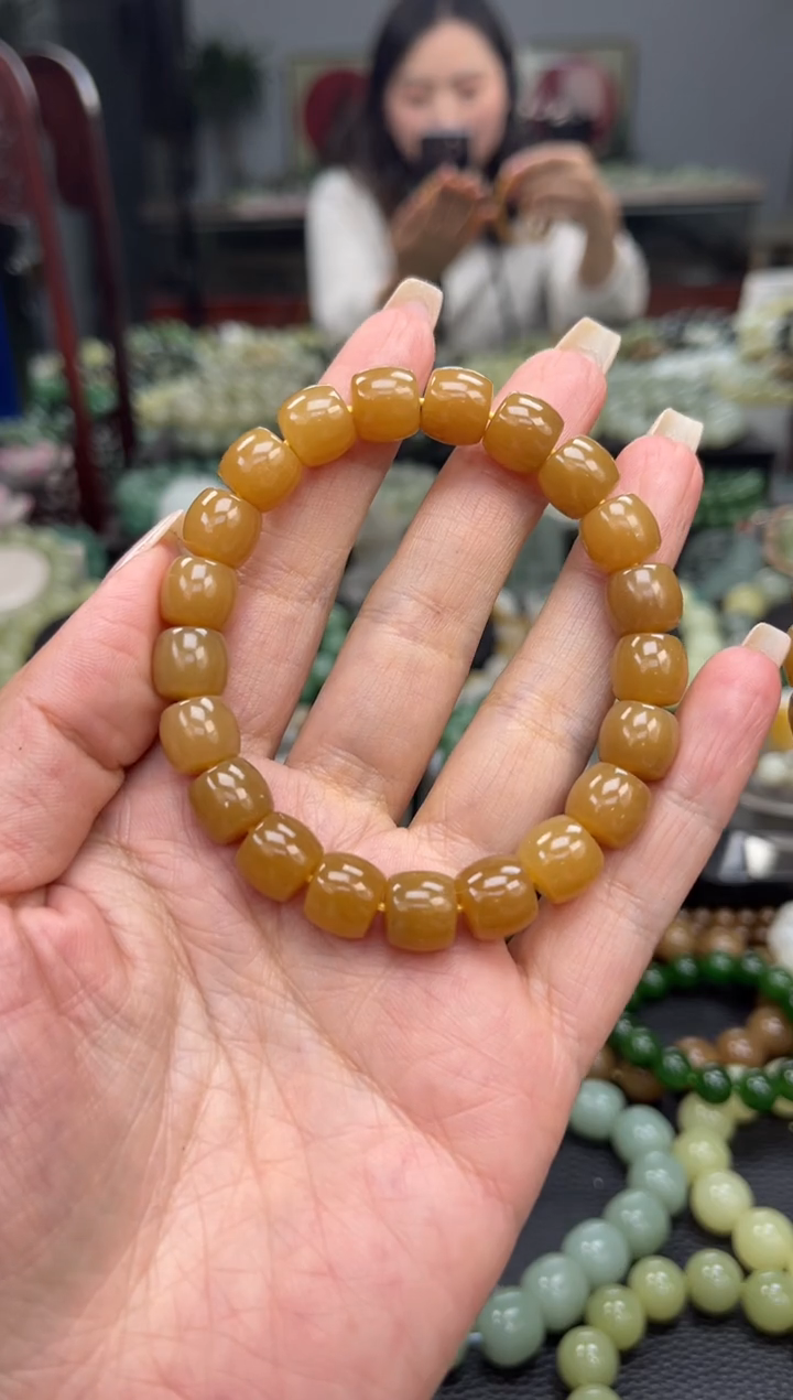 【闪购商品】和田玉手串未镶嵌新疆且末黄金糖卡10