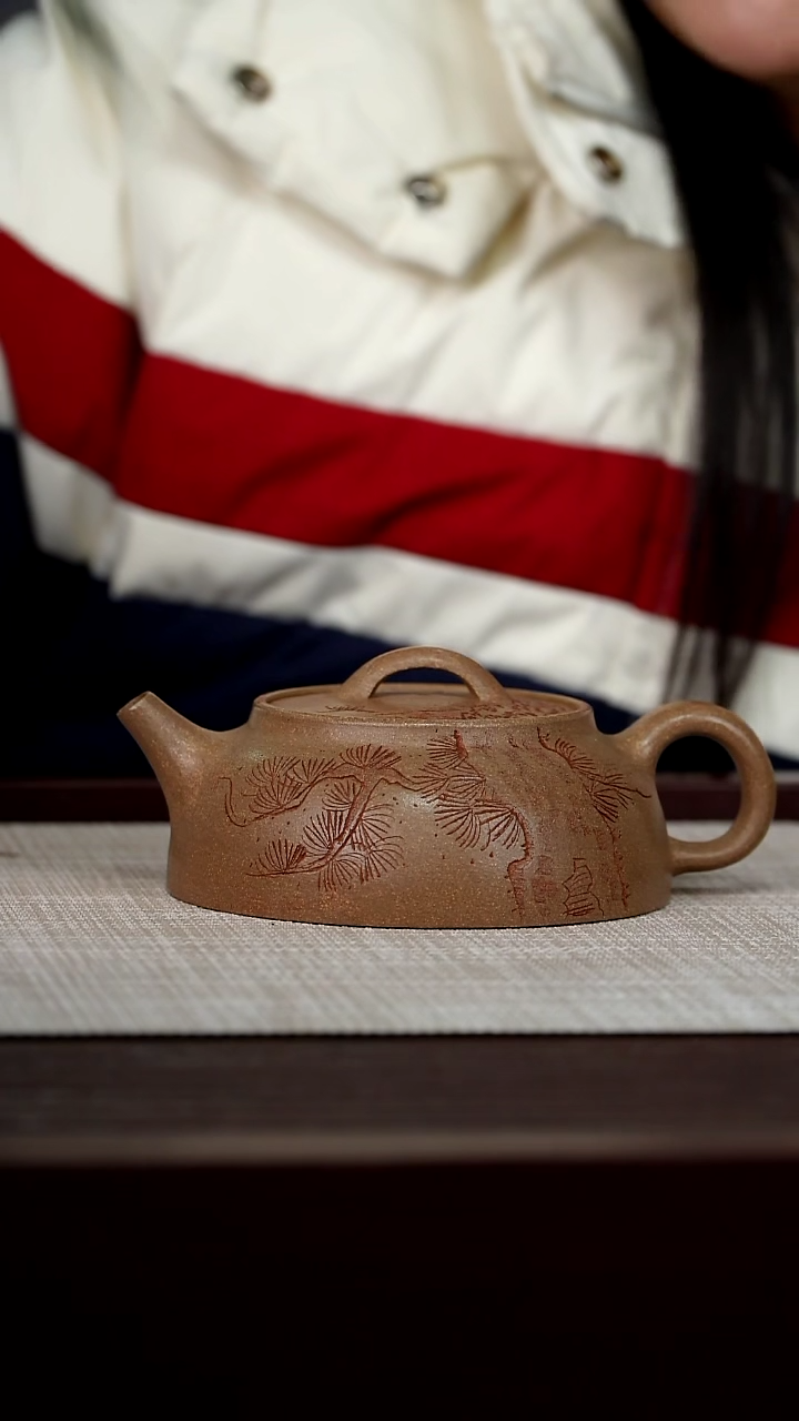 【闪购商品】宜兴原矿紫砂壶茶壶160C