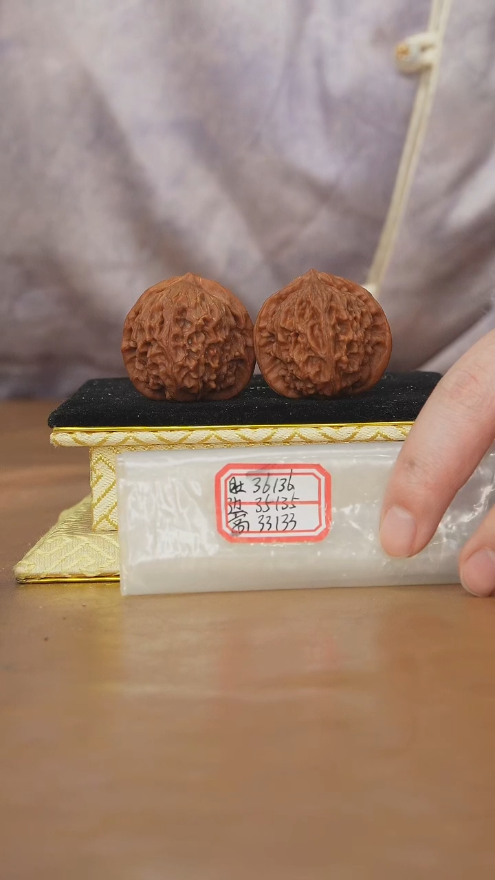 把件文玩核桃非嫁接元宝