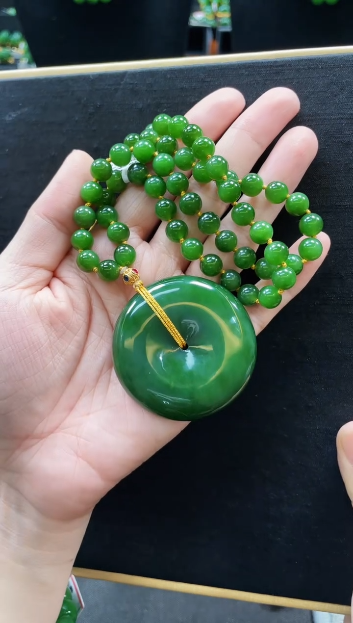 【闪购商品】和田玉项链18K金镶嵌多样性发一