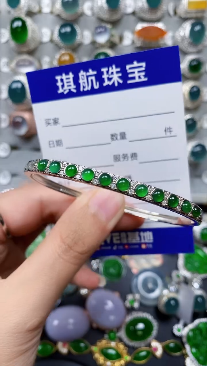 【闪购商品】翡翠手镯银S925镶嵌0645