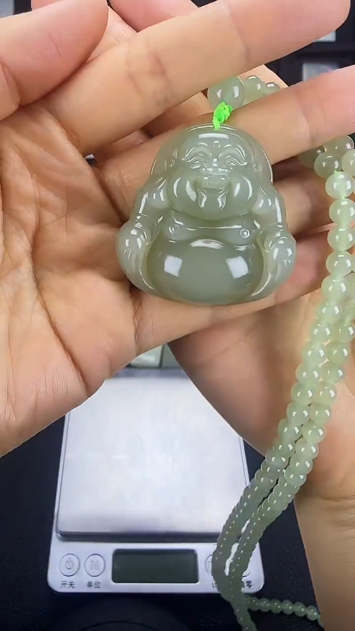 颈饰未镶嵌和田玉弥勒佛
