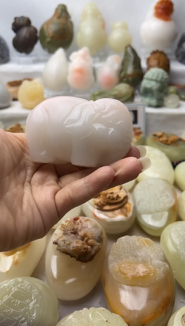 石材方解石手把件不退换大象