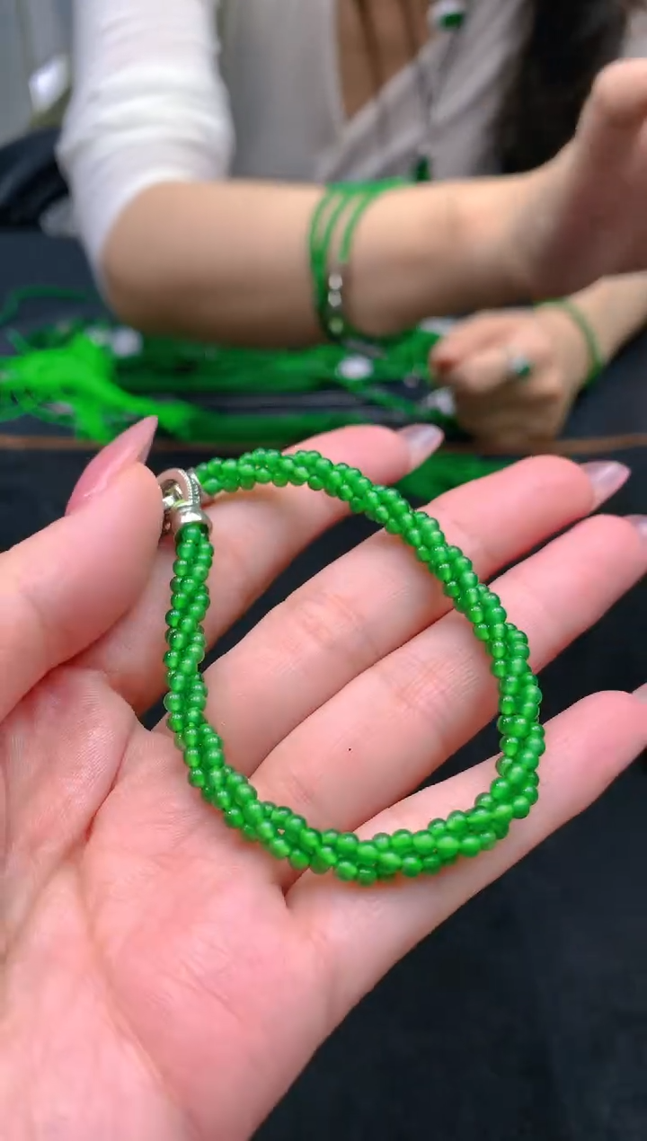 翡翠未镶嵌颈饰天然A货翡翠