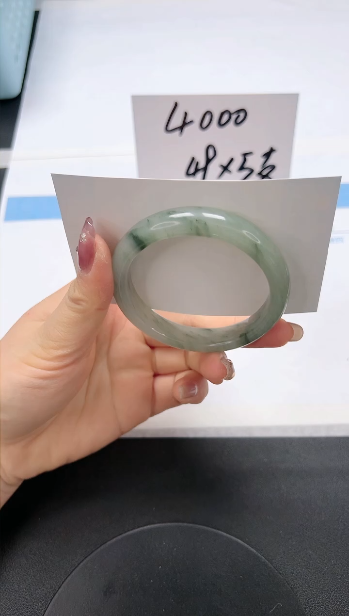 【闪购商品】石英质玉手镯未镶嵌A114-54.7