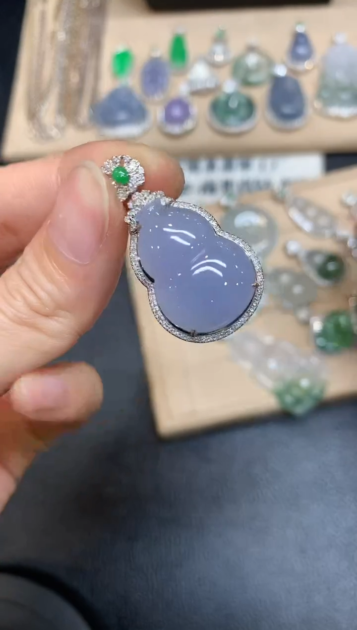 【闪购商品】翡翠颈饰18K金镶嵌【无服务费