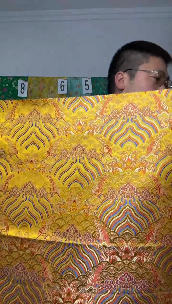 混纺满18元包邮.两单连裁.宽.长70.50