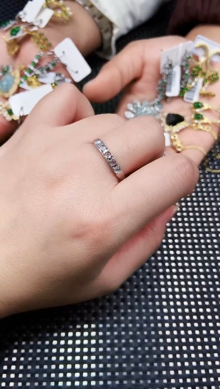 【闪购商品】翡翠戒指未镶嵌11111111