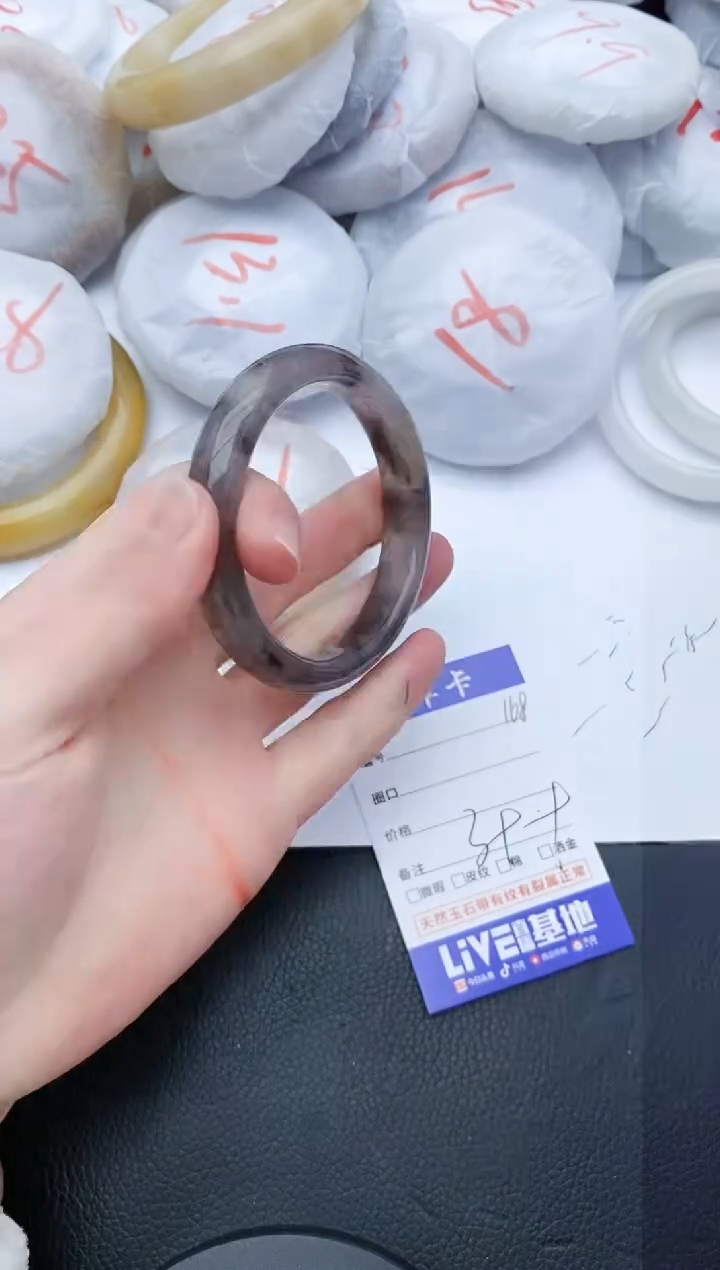 【闪购商品】石英质玉手镯未镶嵌168+56/57