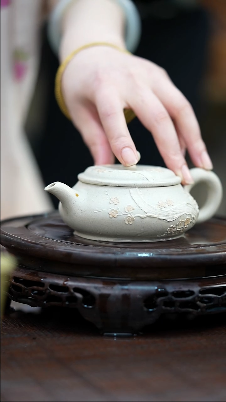 茶壶紫砂宜兴紫砂岁颐传砂原矿全手1