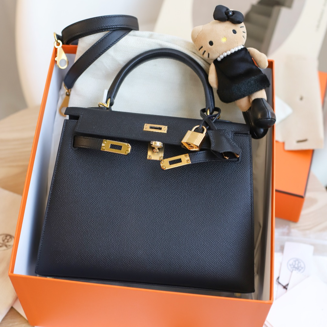 未使用 Hermes/爱马仕 Kelly25U刻 外缝EP皮黑金扣女士肩背手提包