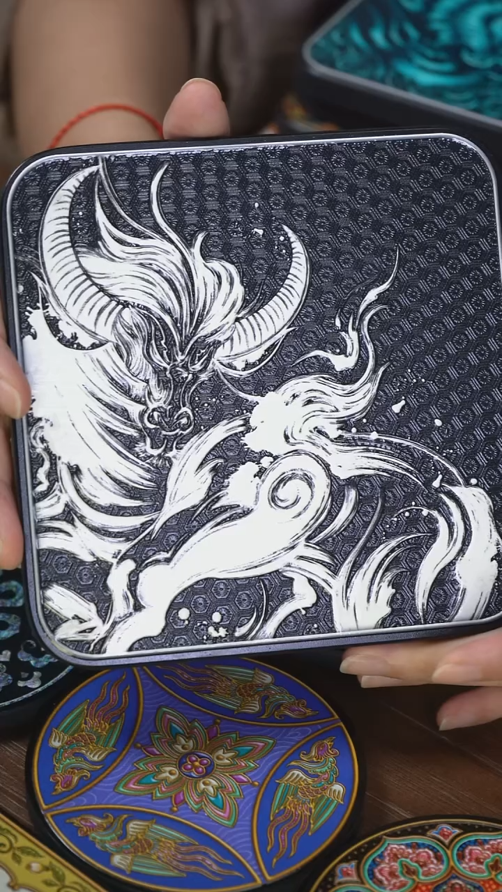 壹藏贰宝龙牛大垫子一片