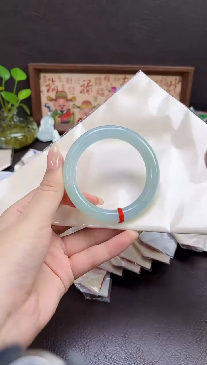 未镶嵌手镯翡翠3