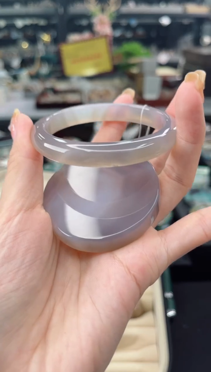 【闪购商品】石英质玉手镯未镶嵌57圈口（赠品镯心）3931198