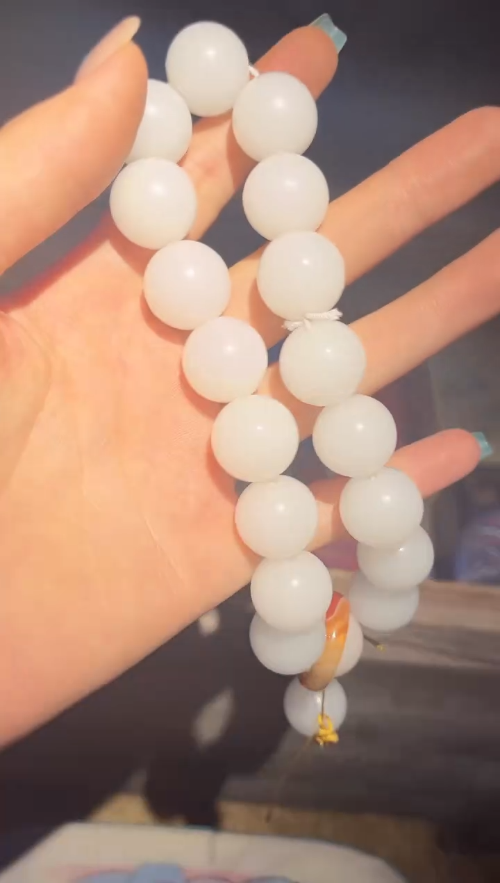 【闪购商品】【闪购商品】白色手持