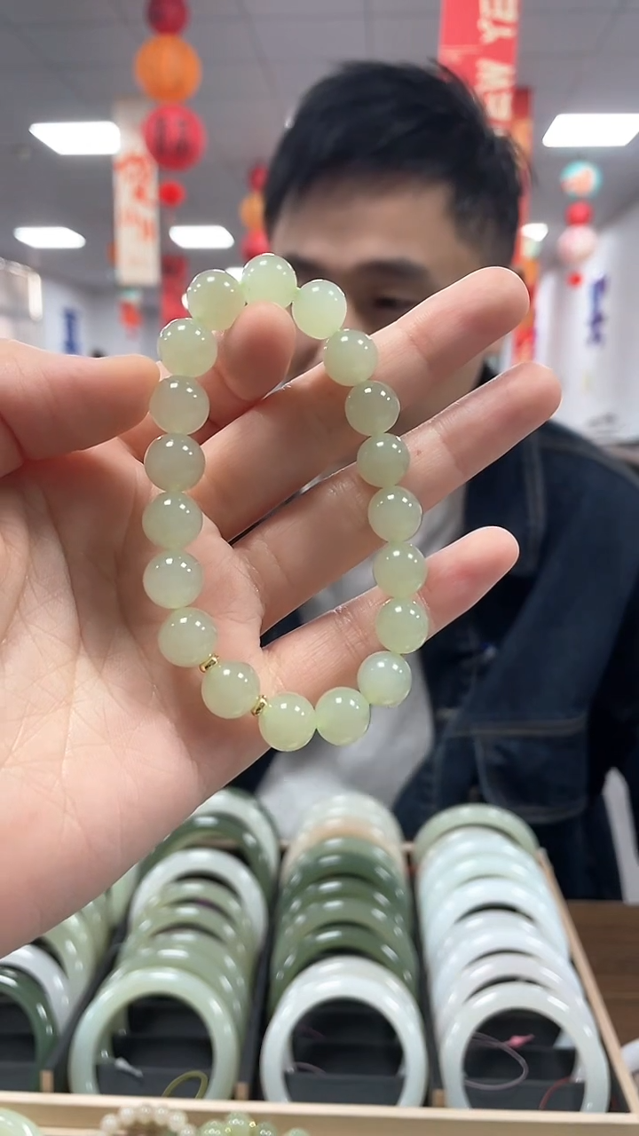 【闪购商品】和田玉手链未镶嵌翠胶猫卡10手串一条