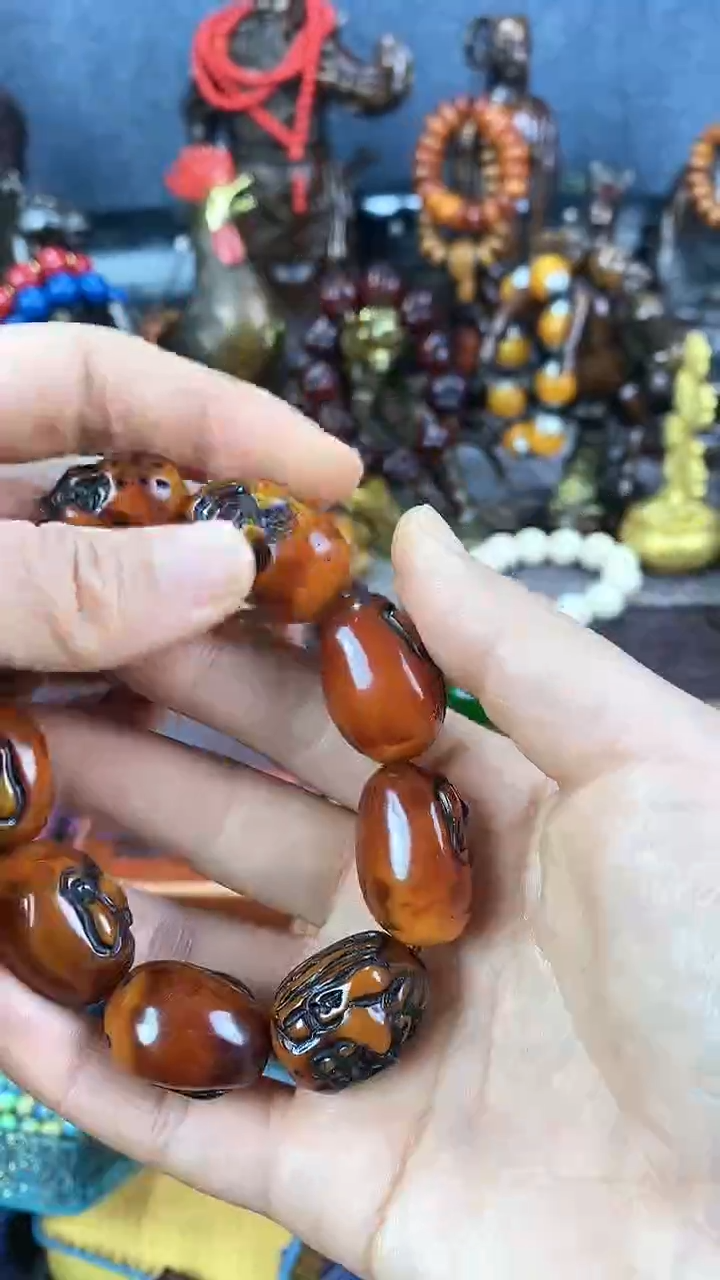 【闪购商品】蜜蜡手链未镶嵌猪妹精品专属链接