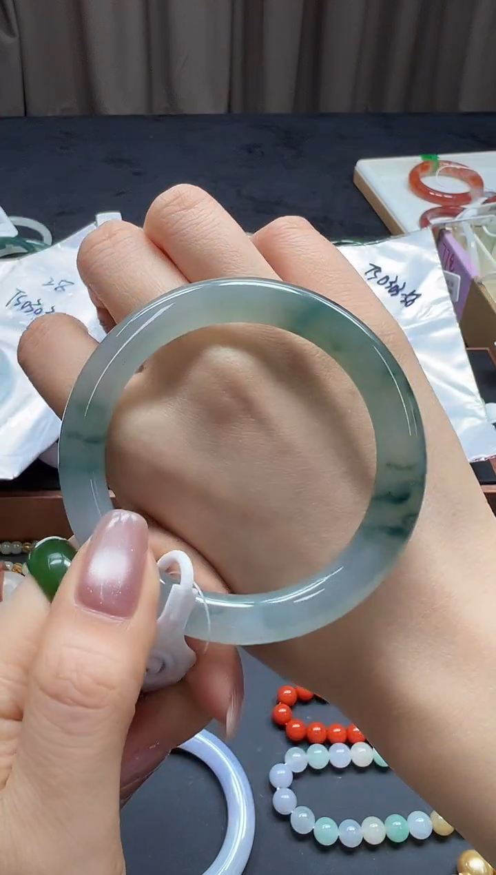 【闪购商品】翡翠未镶嵌手镯dfsz0306-3 圈口53.5