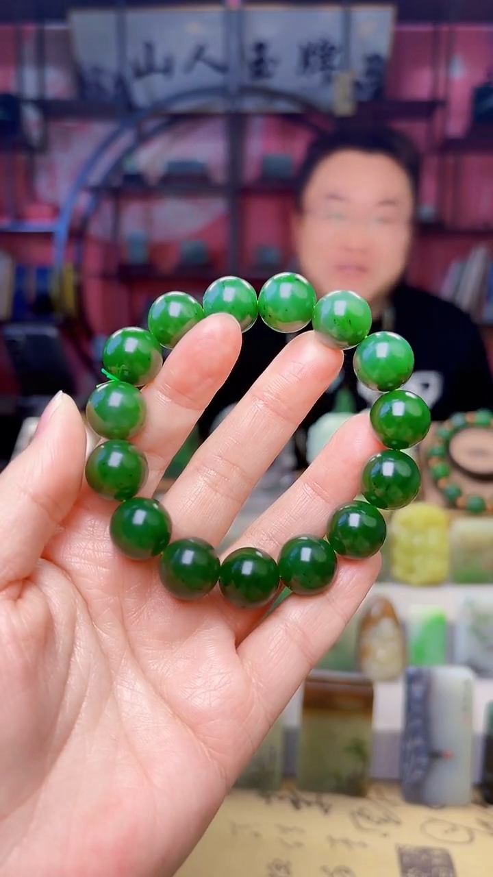 未镶嵌和田玉把件75