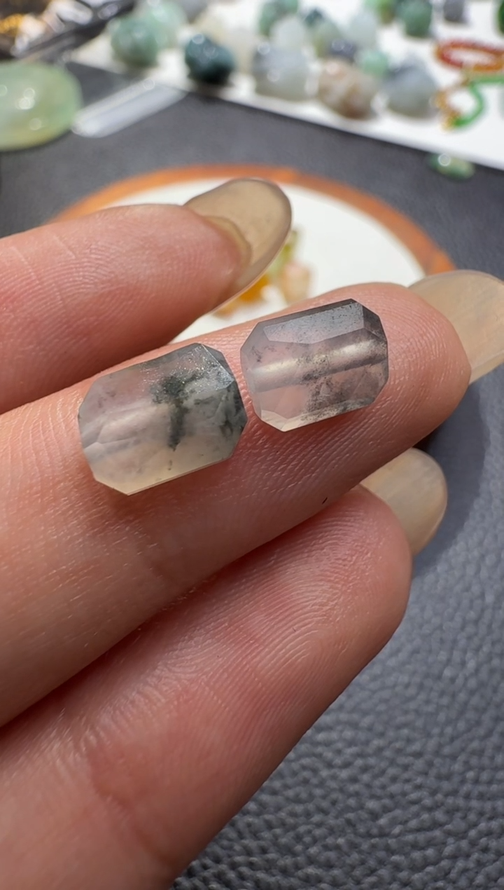 未镶嵌定制翡翠C****n300