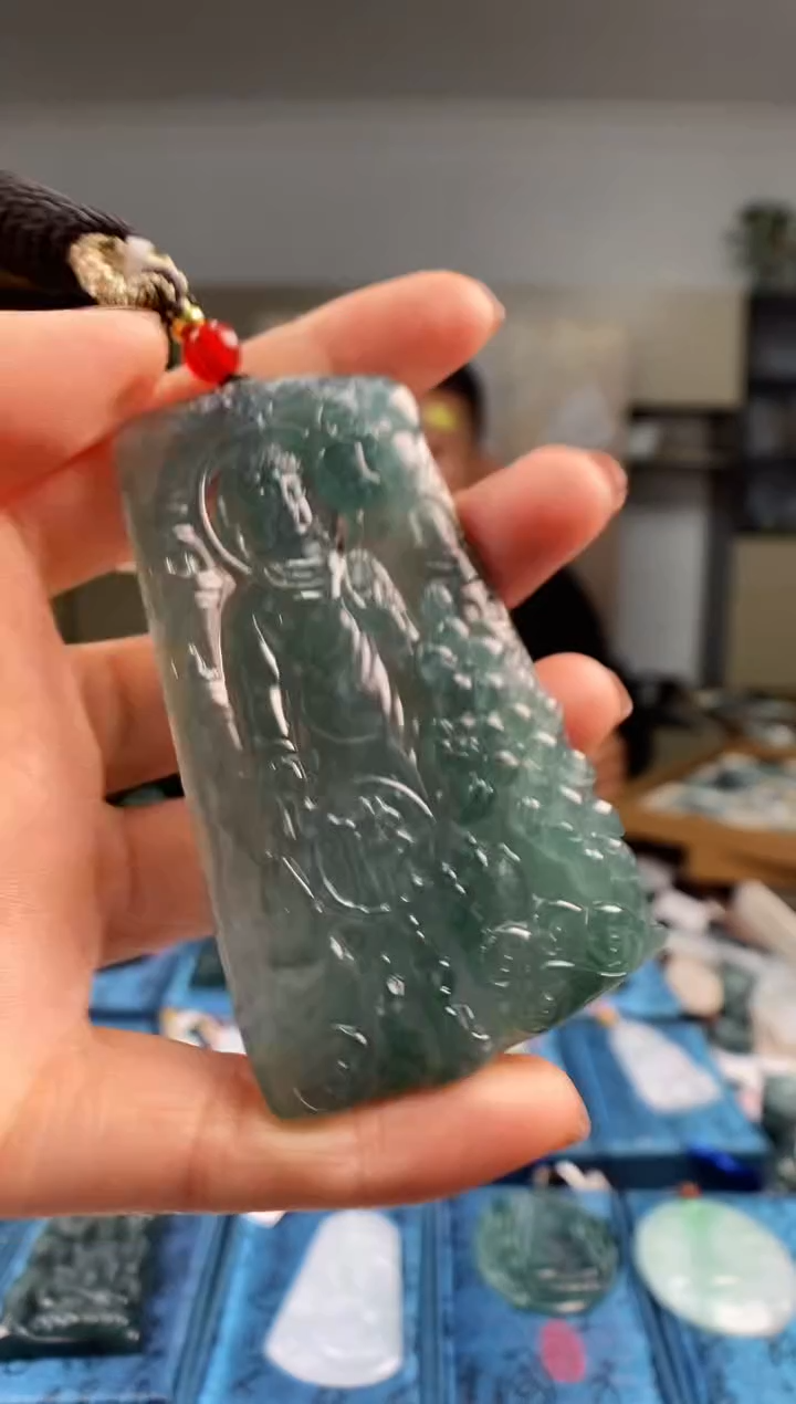 颈饰未镶嵌翡翠多样性发其一