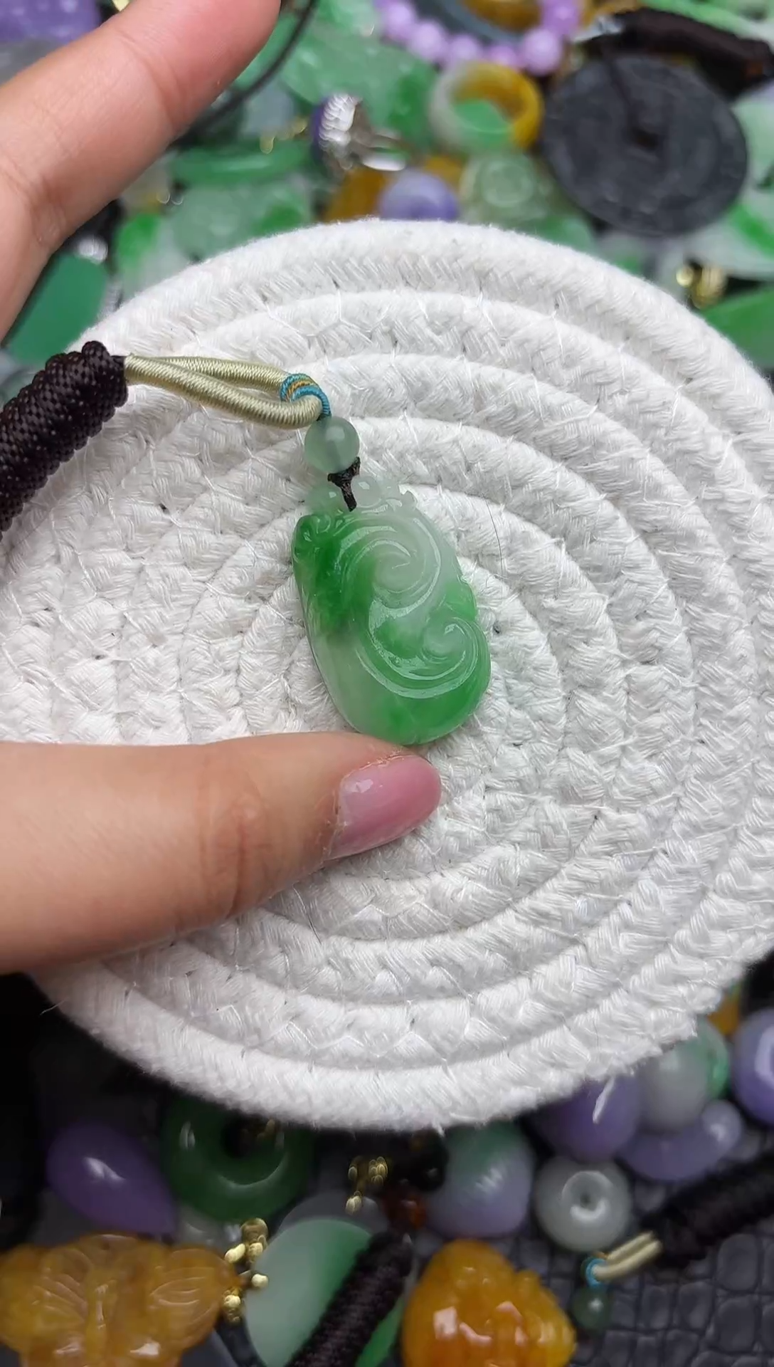 颈饰未镶嵌翡翠缅甸翡翠吊坠