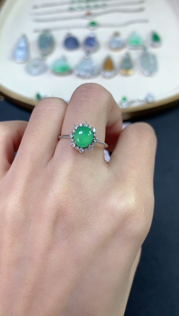 【闪购商品】翡翠戒指18K金镶嵌2800戒指