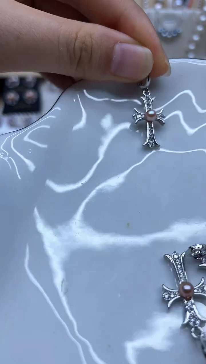 吊坠(不含链)未镶嵌淡水珍珠吊坠多样性发其一