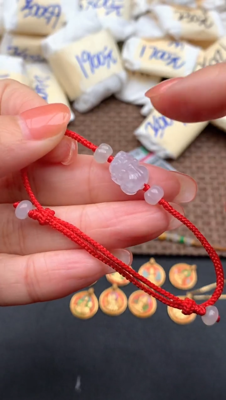未镶嵌挂件翡翠多样性发货（发一个）