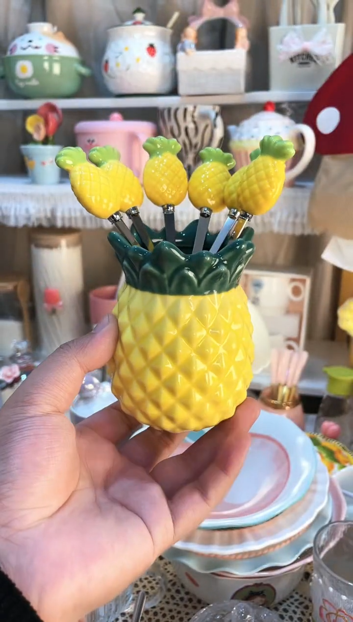 【闪购商品】瓷片菠萝叉 质量好发货快放心拍