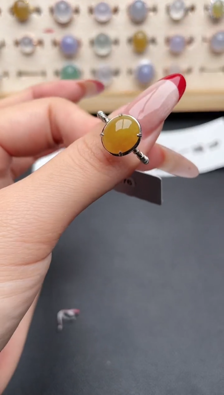 【闪购商品】翡翠戒指银S925镶嵌一物一证一礼盒