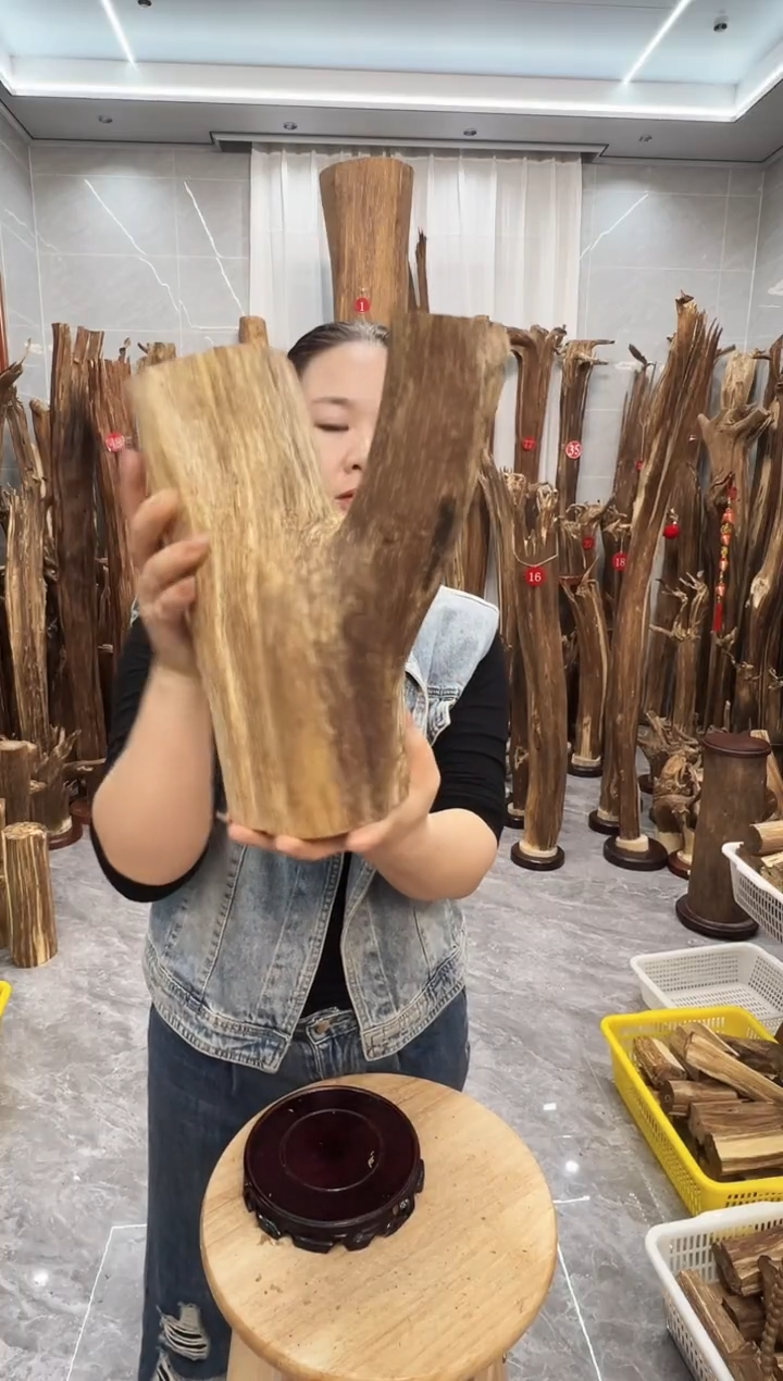 沉香碎屑沉香沉香原料