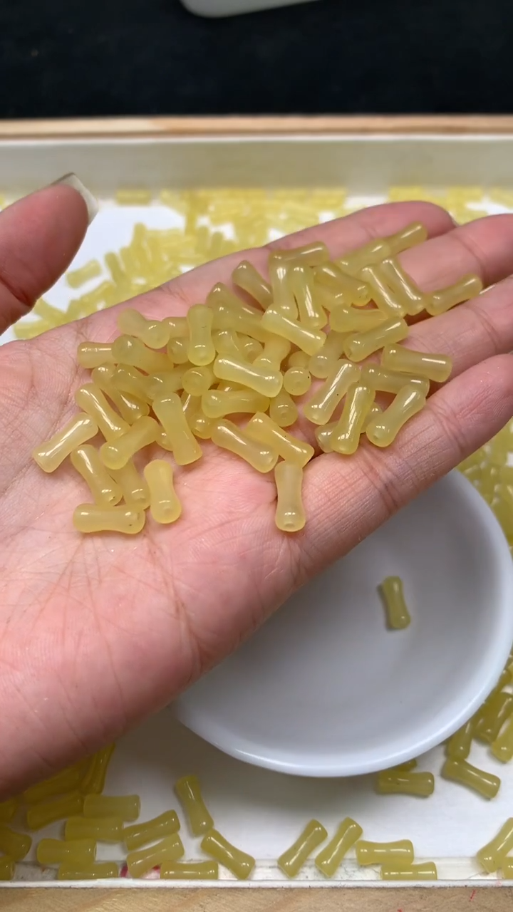 未镶嵌散珠玛瑙/玉髓E779 蜂蜜水色 竹节12*5mm10个8元