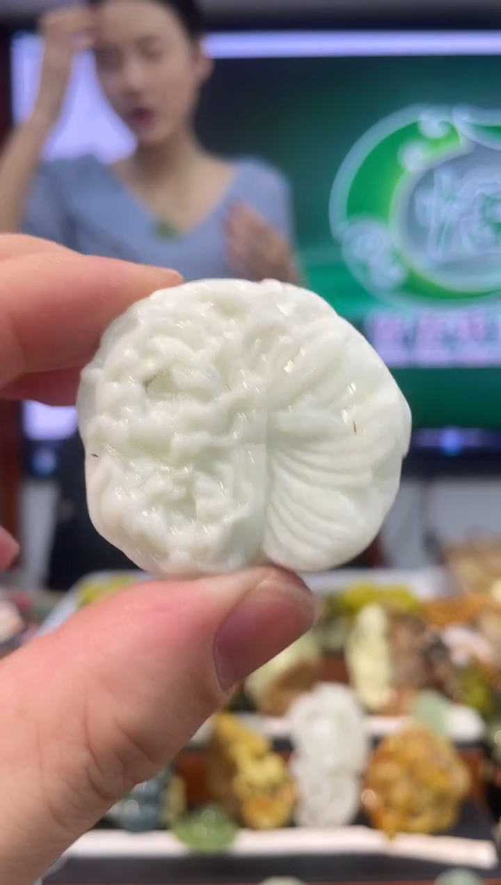 【闪购商品】岫玉吊坠未镶嵌·多样性发货*拍一发一