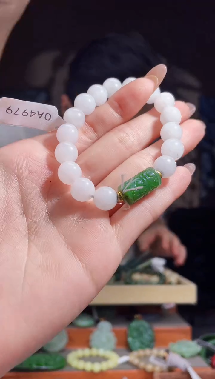 【闪购商品】和田玉颈饰未镶嵌拍一发一