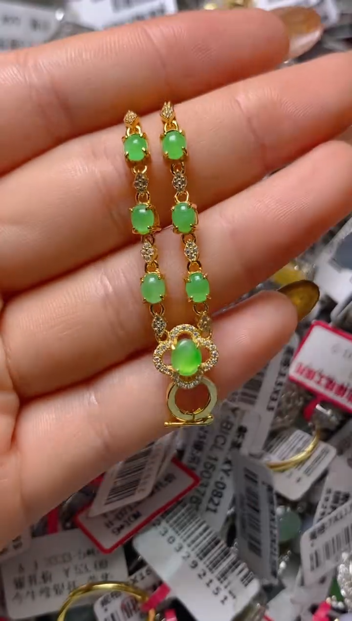 银S925镶嵌戒指翡翠百内无证书