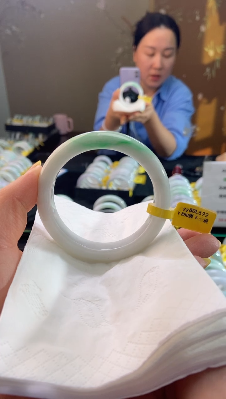 未镶嵌手镯翡翠59.2圈口d