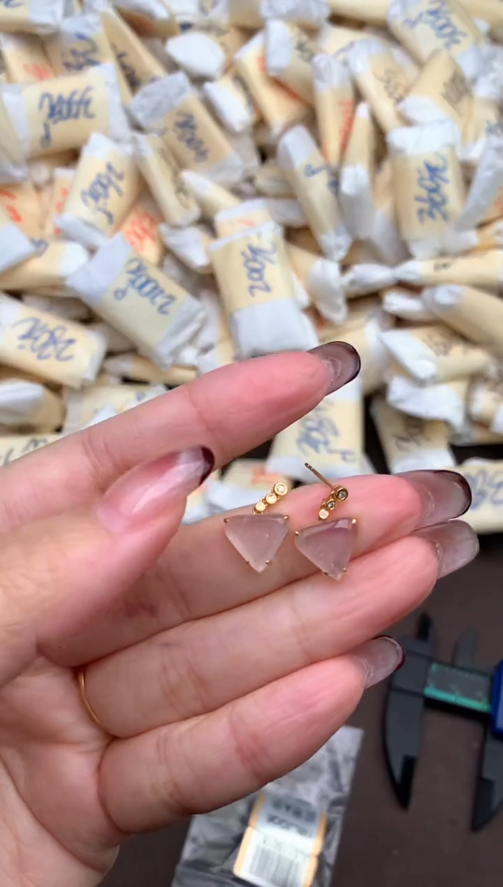 【闪购商品】翡翠耳饰18K金镶嵌—