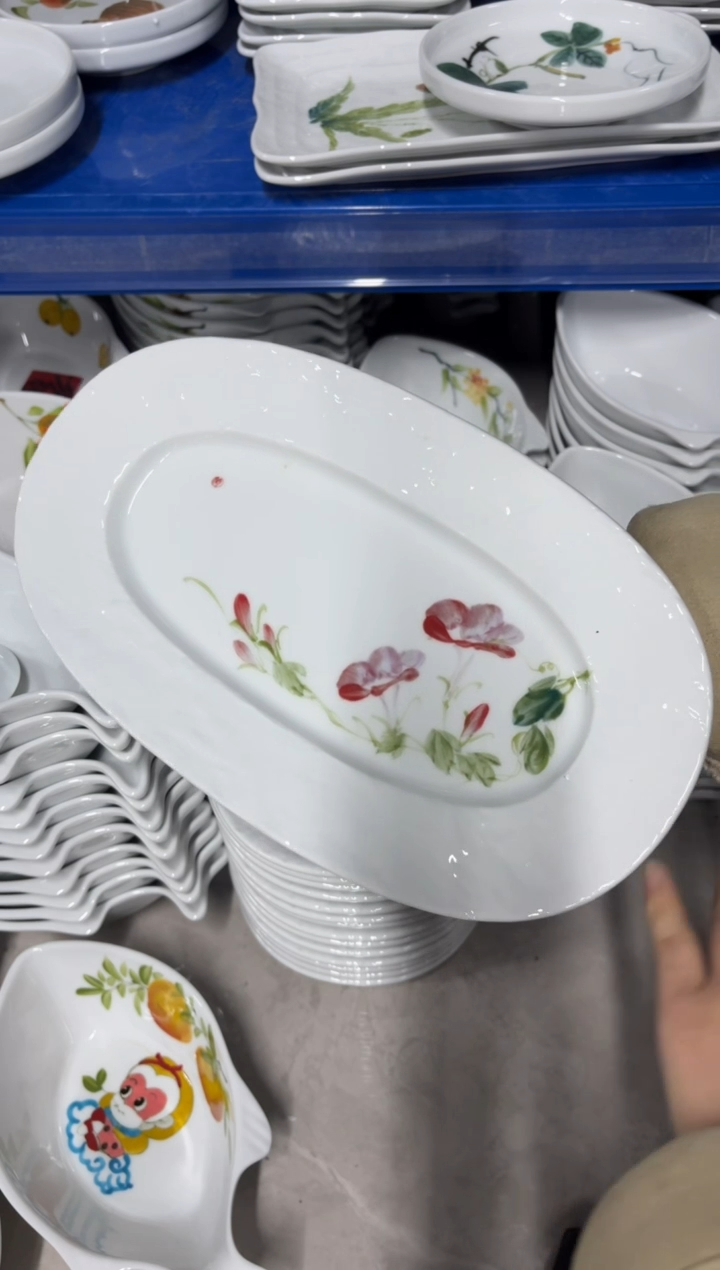 景德镇高温陶瓷食品级手绘釉中彩-手捏鱼盘