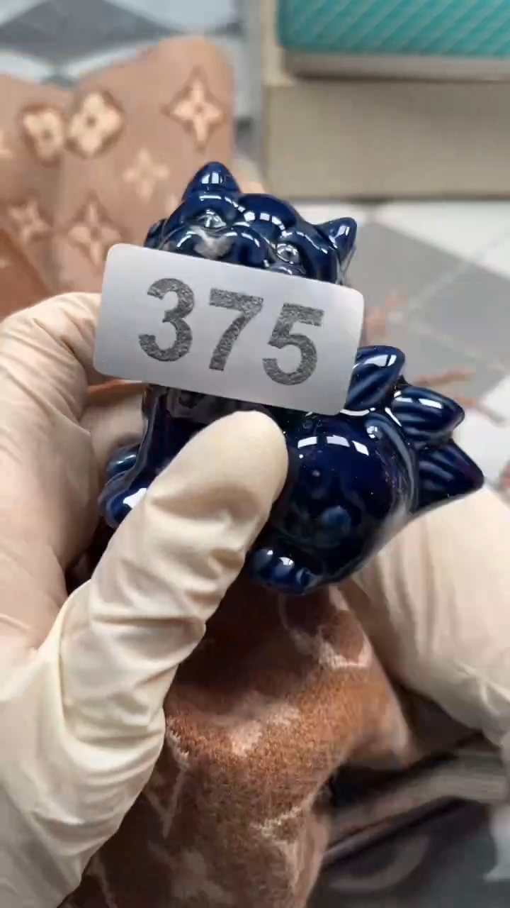 瓷片陶瓷如图所示周边